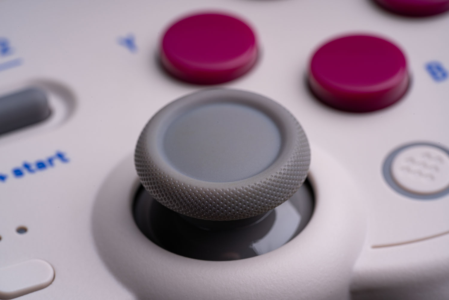8Bitdo Pro2 Bluetooth Game Con - Gaming Keyboard Hall Effect review and price